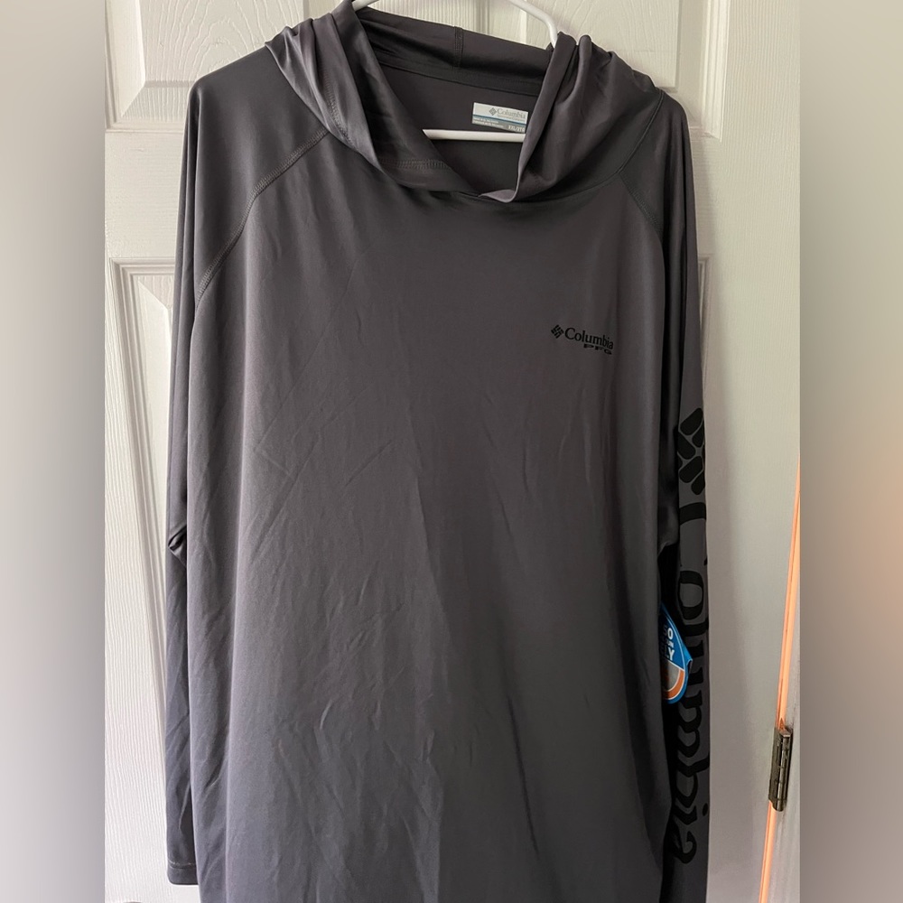 Men’s Columbia PFG gray hoodie
